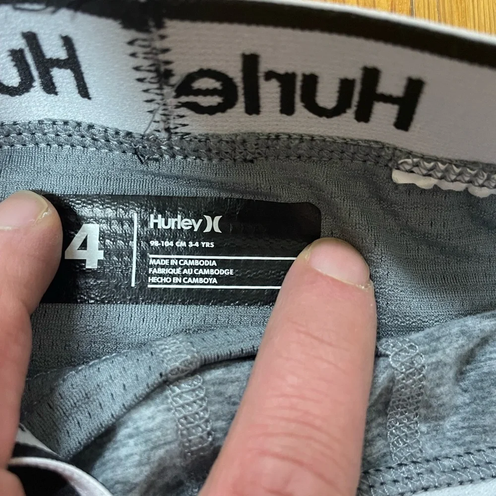 Hurley H2O Dri Compression‎ kids size 4